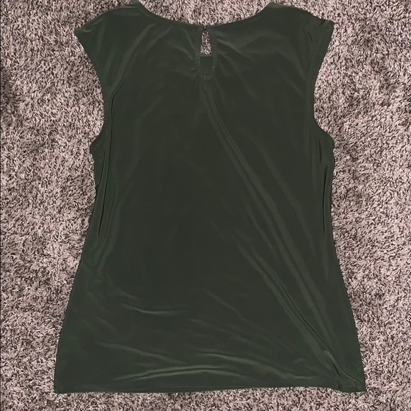 Olive green work top - Picture 3 of 6